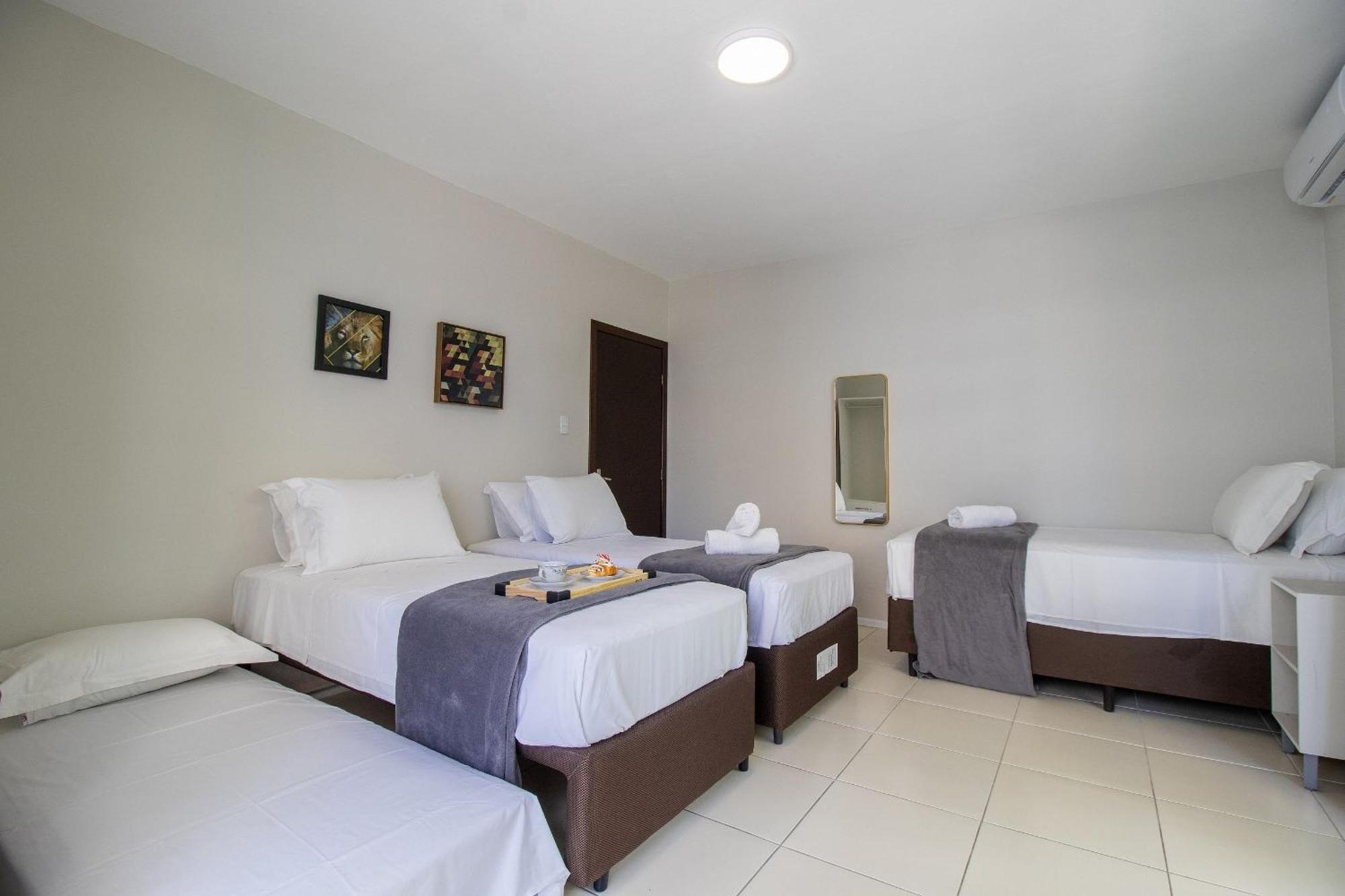 Joa33 - 3 Dorm, Climatizado, Garagem Apartamento